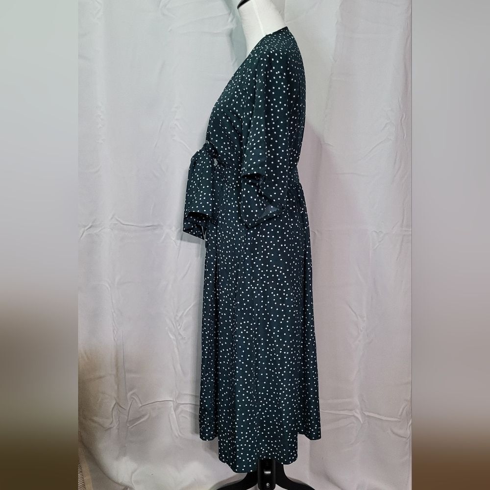 Eleter Women's NWOT Green Polka Dot Tie-Front Short Sleeve Midi Dress Sz Medium - Picture 10 of 13